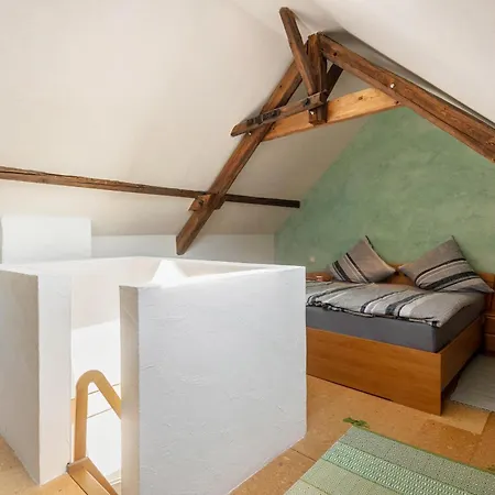 Winzerhaus Schenk *